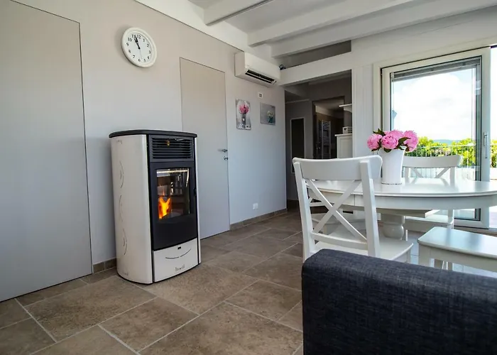 Bianca Dimora טורה קאנה